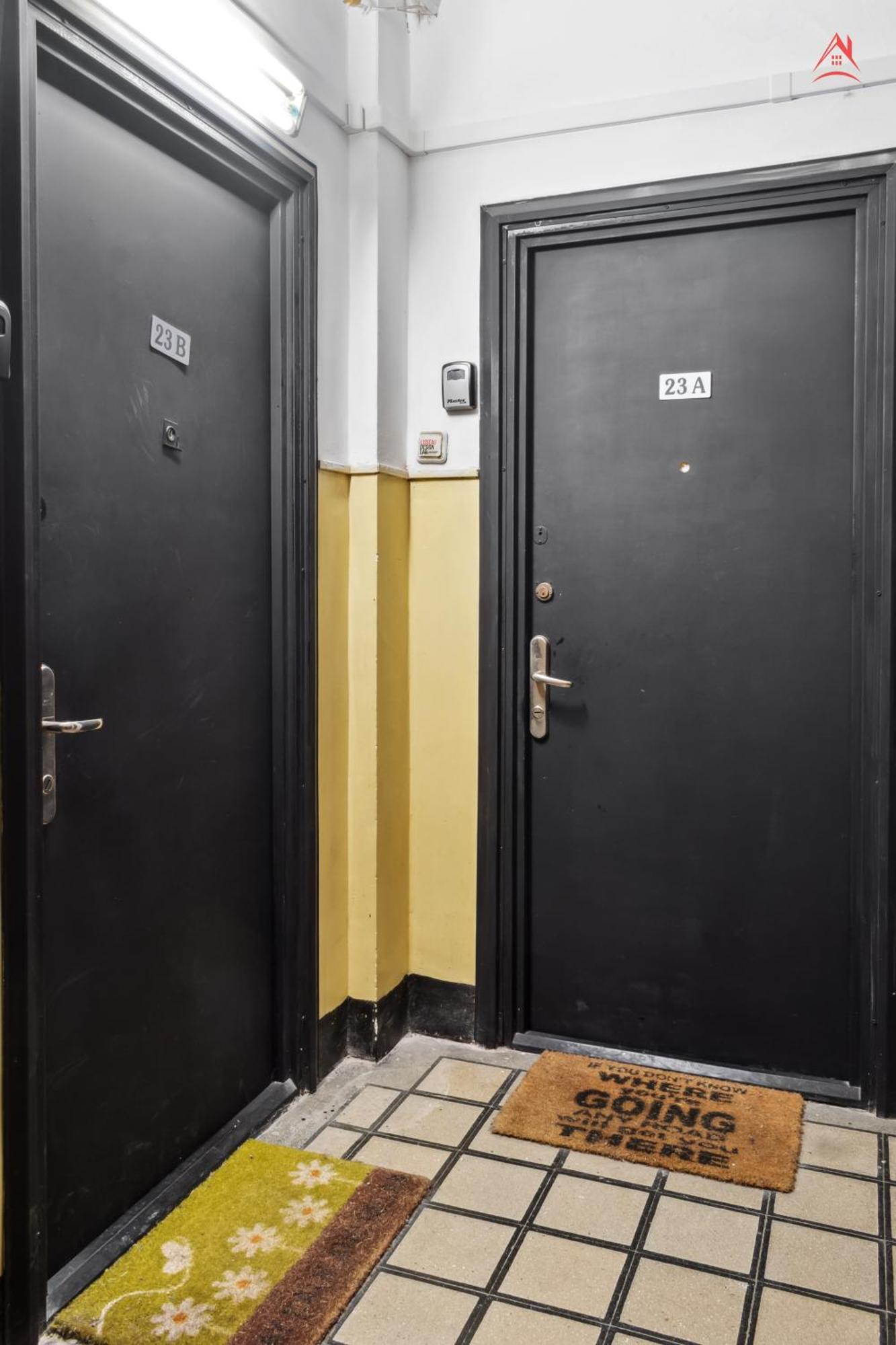 Old Town Studio City Center 23a Apartment *
